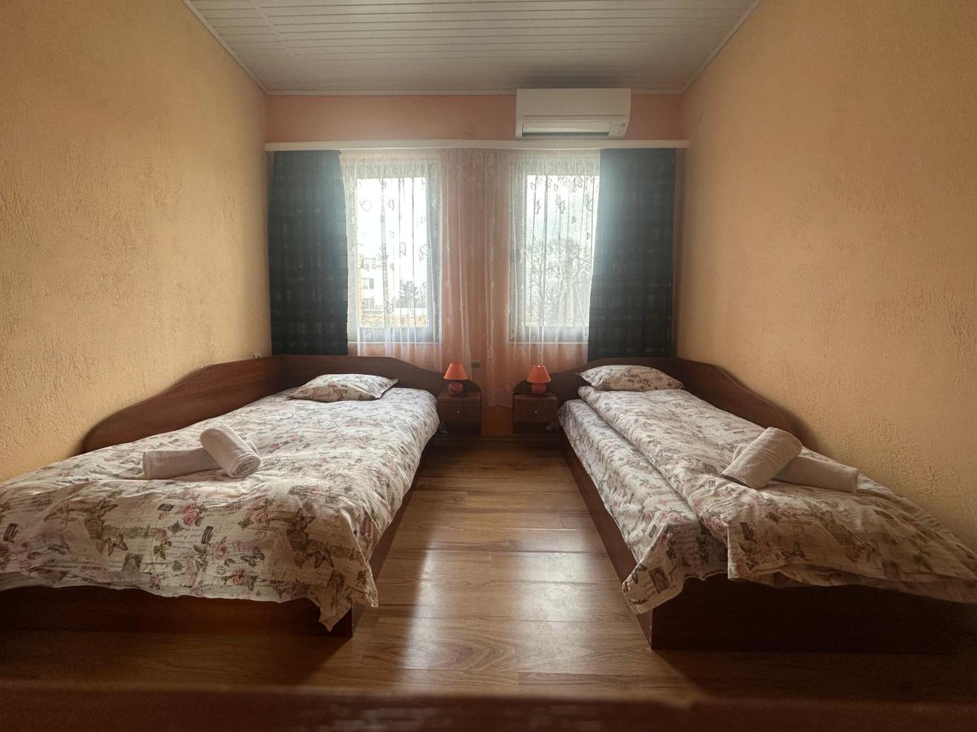Guesthouse Zornitsa Hisarya Exterior photo
